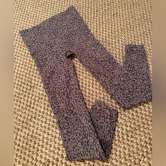 Spanx Look At Me Now Leggings in Mini Leopard women’s size XL - Picture 7 of 9